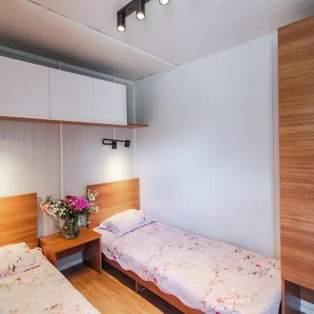 Garden Village Retreat Holiday home *