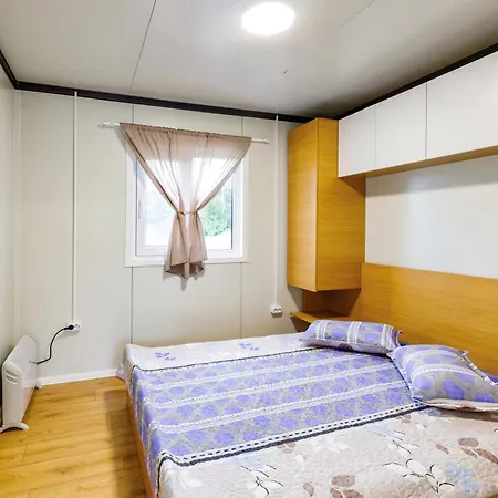 Holiday home Garden Village Retreat *