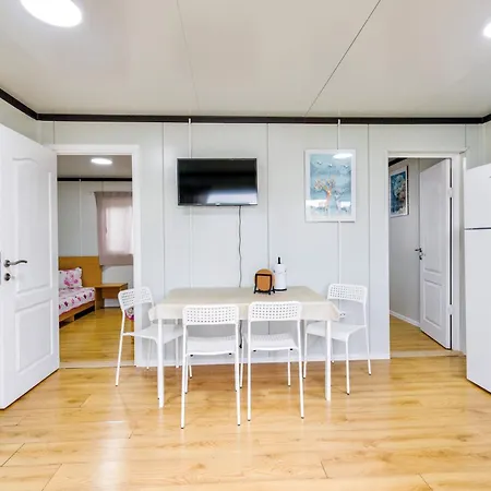 Holiday home Garden Village Retreat