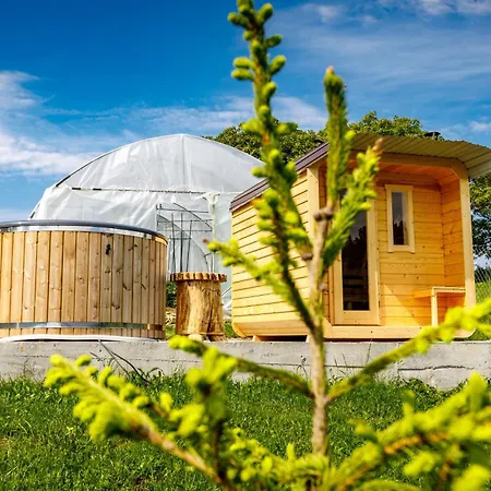 Garden Village Retreat Bughea de Sus